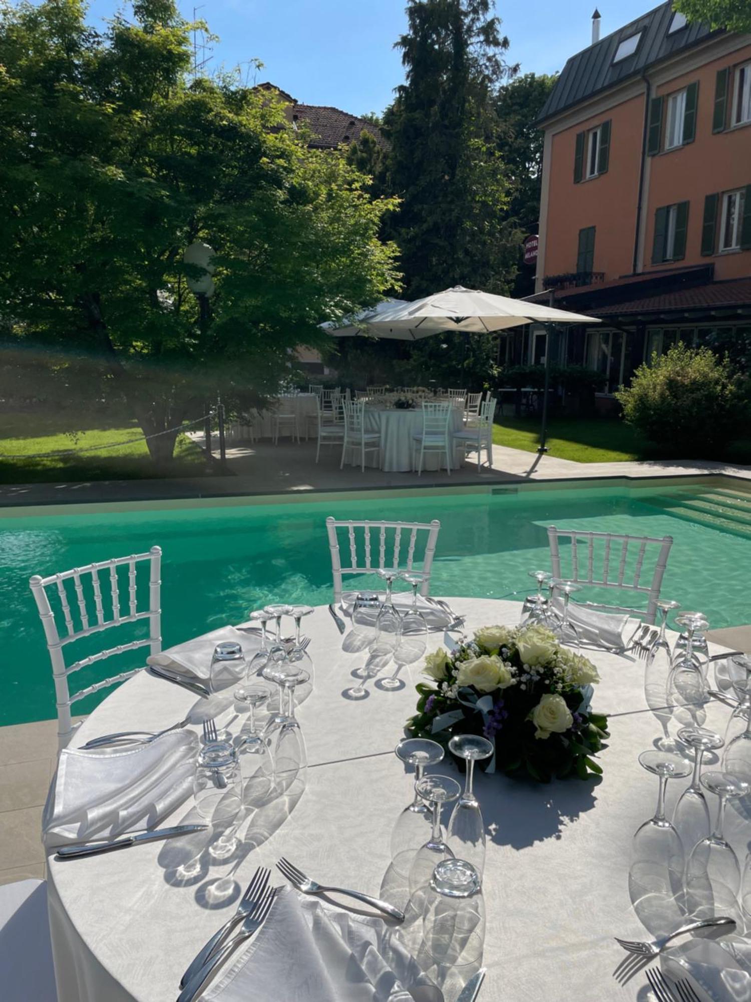 Hotel Milano Pool & Garden Salice Terme Exterior foto